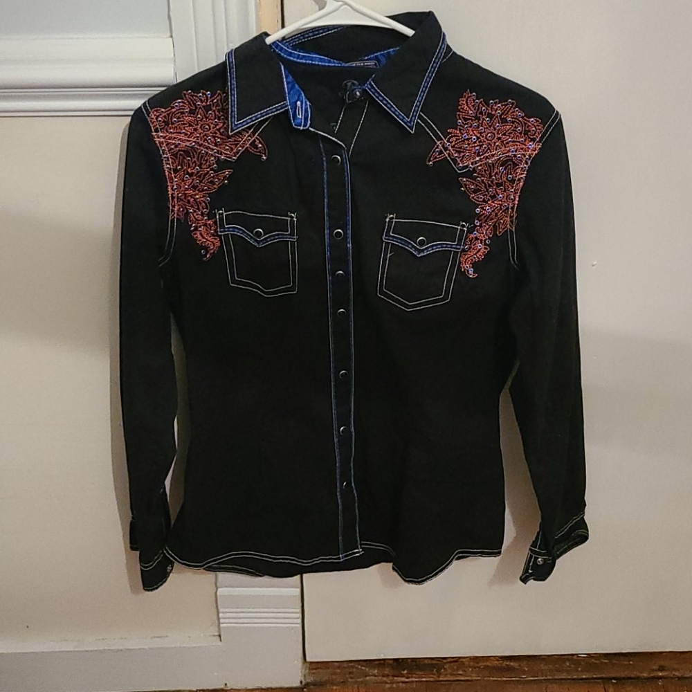 Women's rock and roll button up shirt